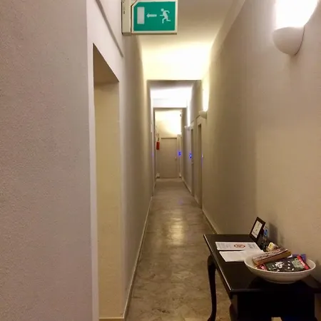 Ducale מלון דירות 3*