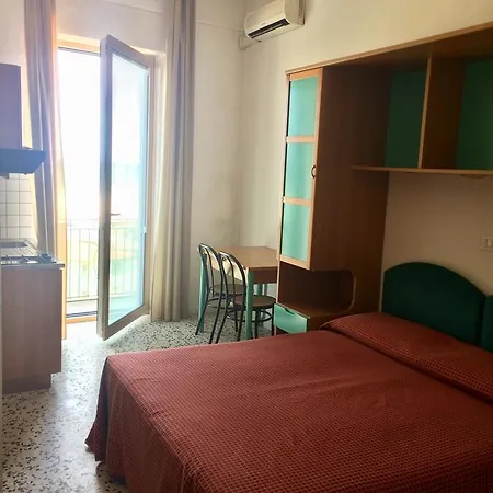 Ducale מלון דירות